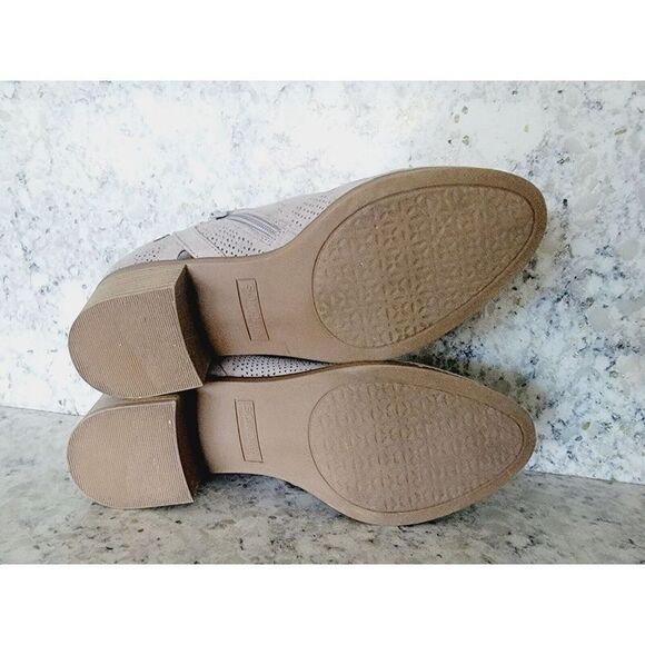 Sonoma Vitalize Ortholite 7 Laser Cut Cut Out Tan Pointed‎ Toe Ankle Bootie NEW - Picture 5 of 10